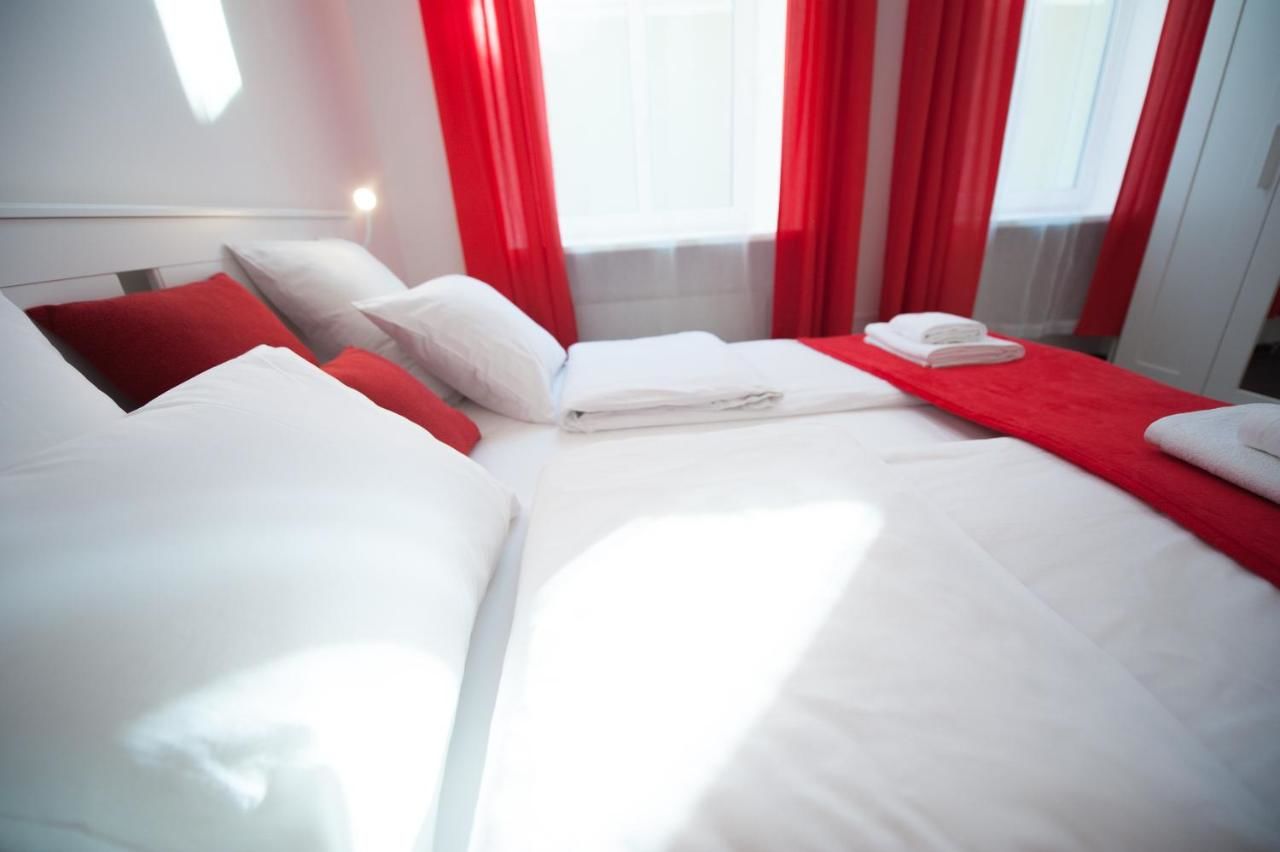 Апартаменты Romantic New 2 Bedroom Vilnius Best Location Вильнюс-15