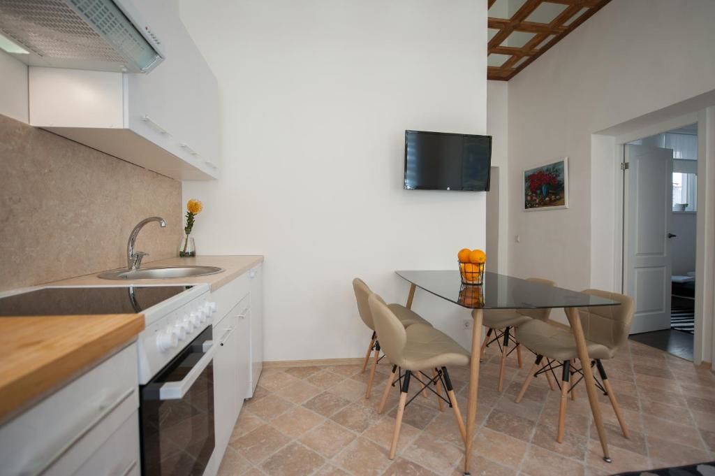 Апартаменты Romantic New 2 Bedroom Vilnius Best Location Вильнюс-42