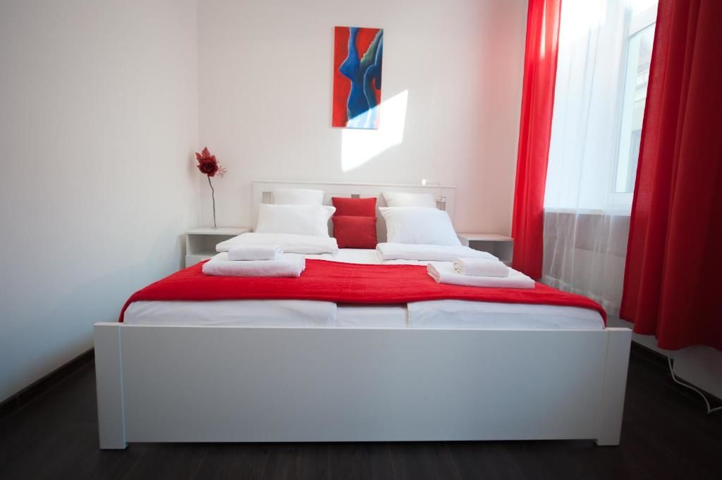 Апартаменты Romantic New 2 Bedroom Vilnius Best Location Вильнюс-62