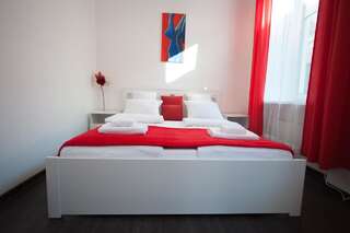 Апартаменты Romantic New 2 Bedroom Vilnius Best Location Вильнюс Апартаменты с 2 спальнями-14
