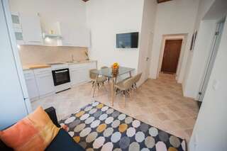 Апартаменты Romantic New 2 Bedroom Vilnius Best Location Вильнюс Апартаменты с 2 спальнями-41