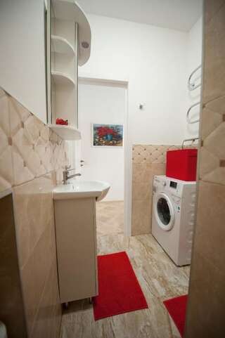 Апартаменты Romantic New 2 Bedroom Vilnius Best Location Вильнюс Апартаменты с 2 спальнями-55