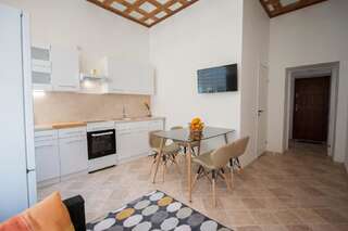 Апартаменты Romantic New 2 Bedroom Vilnius Best Location Вильнюс Апартаменты с 2 спальнями-62
