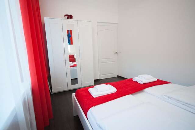 Апартаменты Romantic New 2 Bedroom Vilnius Best Location Вильнюс-13