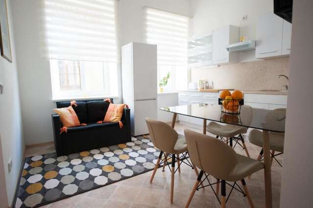 Апартаменты Romantic New 2 Bedroom Vilnius Best Location Вильнюс-4