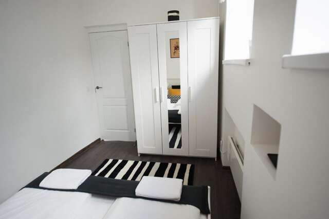 Апартаменты Romantic New 2 Bedroom Vilnius Best Location Вильнюс-22