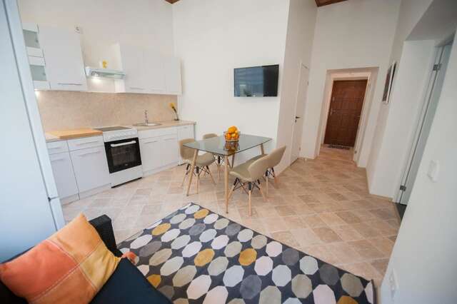 Апартаменты Romantic New 2 Bedroom Vilnius Best Location Вильнюс-24