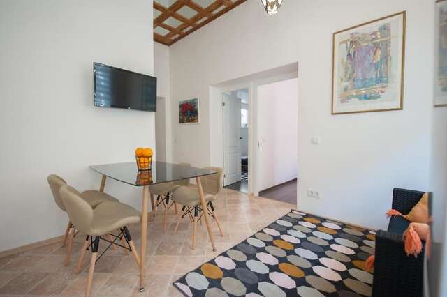 Апартаменты Romantic New 2 Bedroom Vilnius Best Location Вильнюс-26