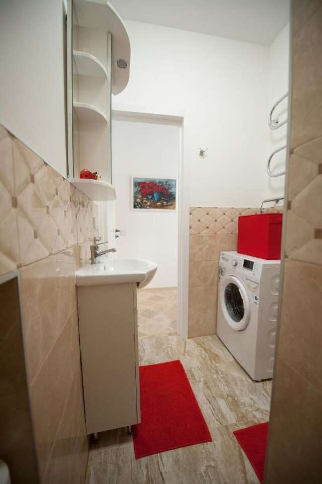 Апартаменты Romantic New 2 Bedroom Vilnius Best Location Вильнюс-31