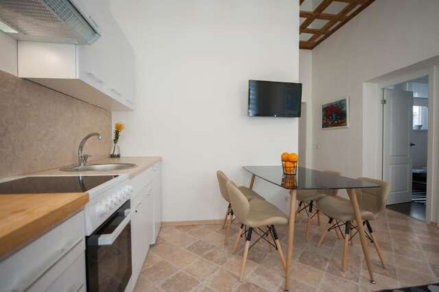 Апартаменты Romantic New 2 Bedroom Vilnius Best Location Вильнюс-41