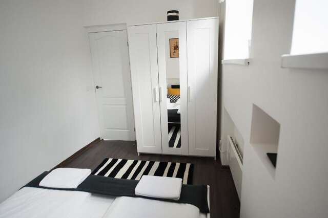Апартаменты Romantic New 2 Bedroom Vilnius Best Location Вильнюс-58